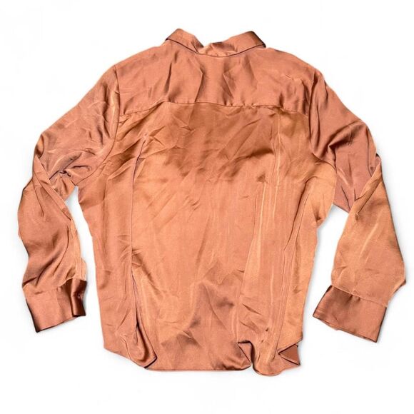 A New Day Women’s 2X Brown Satin Button Down Blouse Long Sleeve Plus - Picture 2 of 5